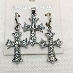 NWOT Crystal 925 Sterling Silver Cross Religious Dangle Earrings & Pendant Set